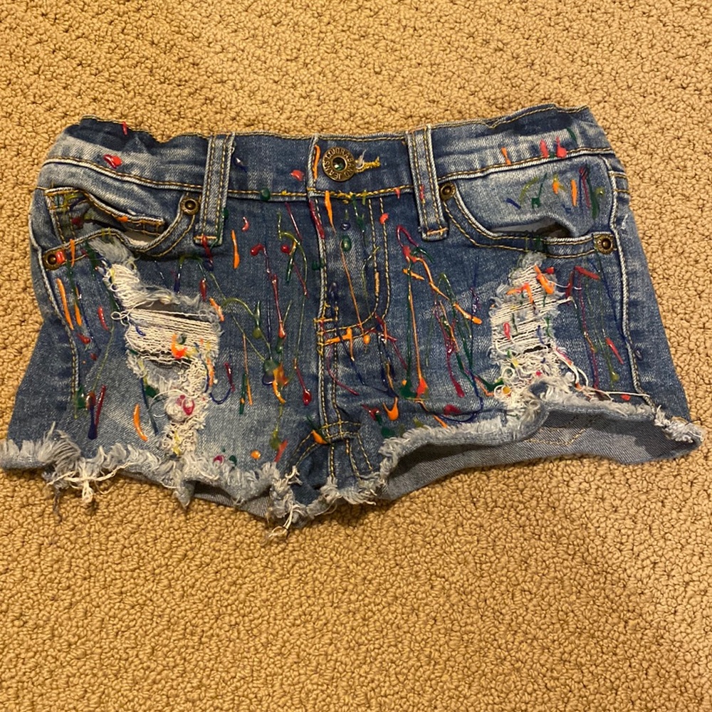Girls splatter jean shorts size 6